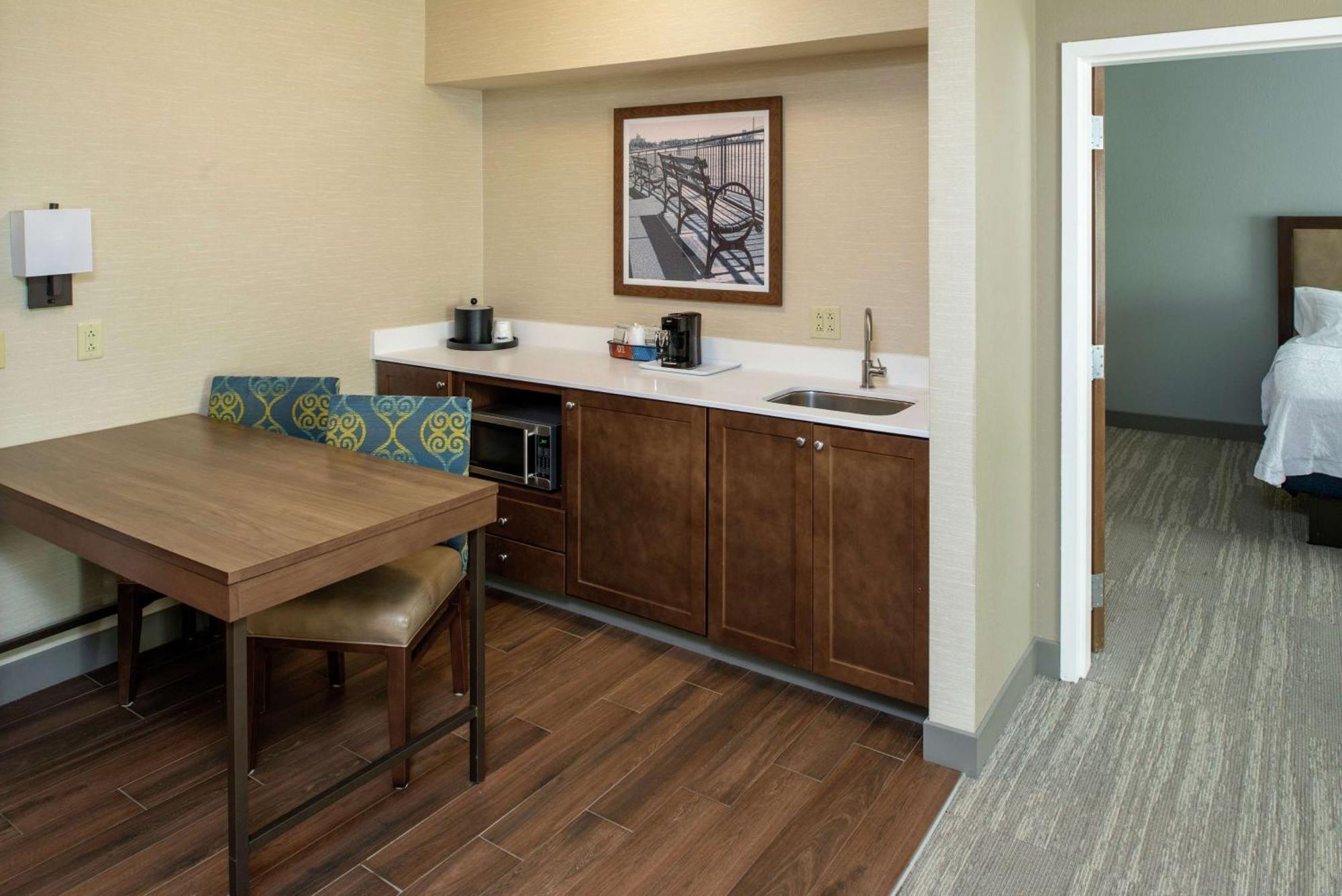 Hampton Inn & Suites Binghamton/Vestal Buitenkant foto